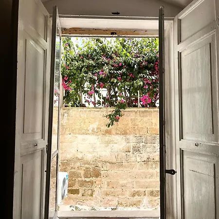 Maison Zaca - Nel Palazzo Dell 800 Apartment *